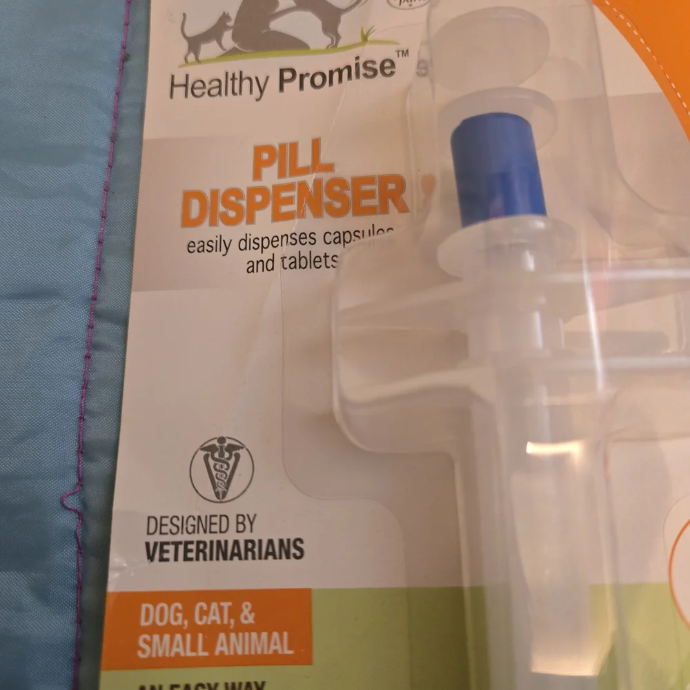 Central Dog...Cat Or Small Animal Pill Dispenser New Sealed